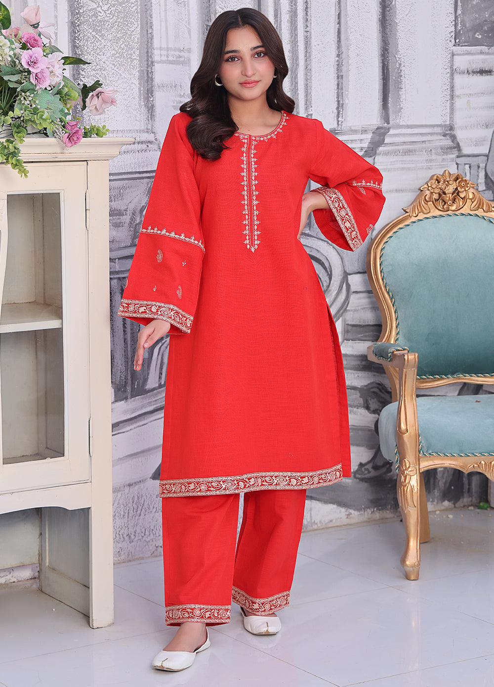 Khaddar Embroidered Kurti & Trouser Set — Red