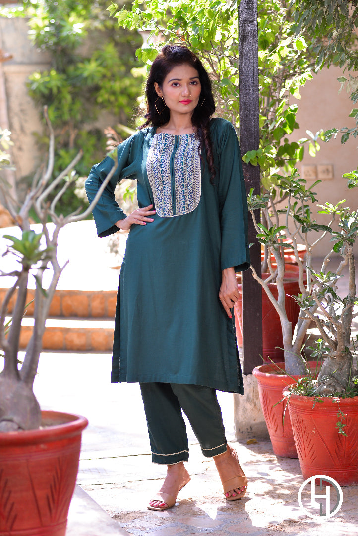EMBROIDERED SUIT 3PCS STITCHED (KHES-05)